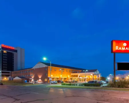 Ramada by Wyndham Topeka Downtown Hotel & Convention Center Hotels in Topeka