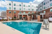 DoubleTree by Hilton Summerville Nexton - Pools