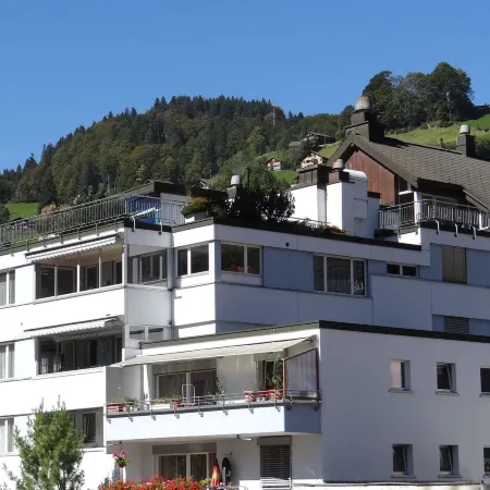 Dorfstrasse 15