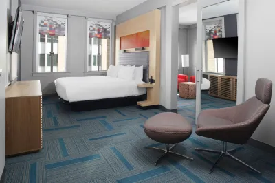 Aloft El Paso Downtown Hotels near UBH
