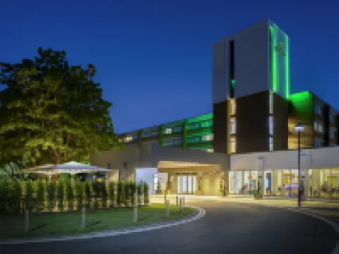 Holiday Inn LONDON - GATWICK AIRPORT by IHG Hotels in Horley