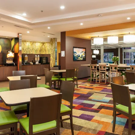 Fairfield Inn & Suites Vernon