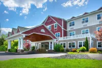 Fairfield Inn & Suites Great Barrington Lenox/Berkshires - Parkplatz