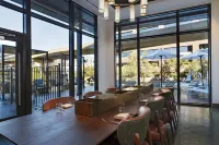 Hotel Indigo IRVING - LAS COLINAS by IHG - breakfast