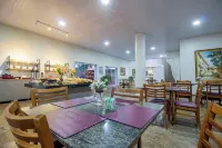 Hotel Dan Inn Barretos by Nacional Inn - breakfast