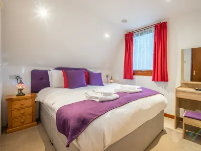Lodge 4 Hotels near Loch Lochy