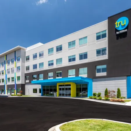 Tru by Hilton Seneca Clemson
