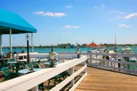 Sunswept Villa 4-Riverwalk/Park Front w/ Pool, Near Ami Beaches - Pet Friendly!