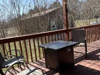 Fishing & Boating 3 Bed/2 Bath Cozy Cabin at Mark Twain Lake! Hotels in Ralls County