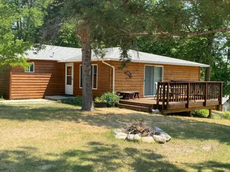 Lake Victoria, Hilltop  Lodge , Panoramic views overlooking the lake.