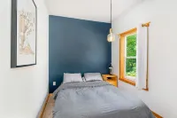 Modern Cabin on a River Bluff