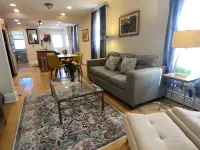 Exquisite 3rd Floor Private Apt with Style 웨스트필드 호텔