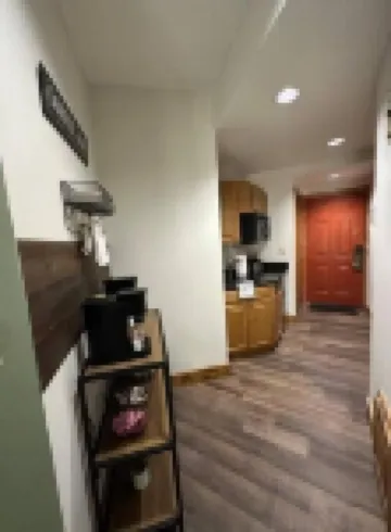 1 bedroom studio, pool, hot tub, sauna