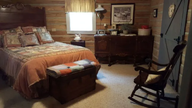 Cozy cabin in the foothills of North Carolina