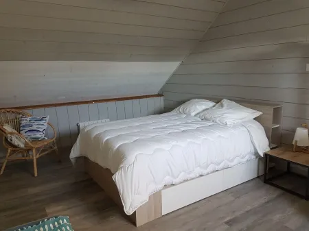 3-room apartment center Saint Vaast la Hougue Отели рядом с достопримечательностью «Остров Татиу»