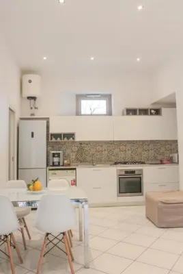 LA LUCCIOLA, immersed in the celestial sea of Amalfi, we await you in paradise