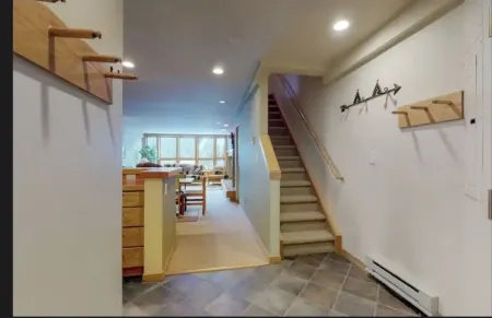 Cozy and Spacious Ski In/Out Family- sized Condo- 5 minute walk to Ski Lift!!