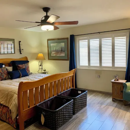 This Southwestern Retreat has room for your family and friends to gather!