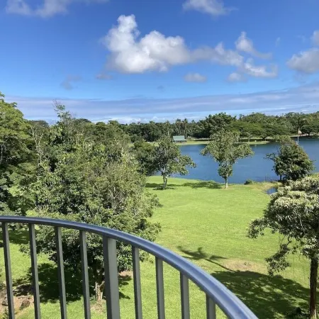 Beautiful Condo in the Heart of Hilo - Pool - A/C #718