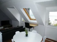 Apartment with breathtaking sea views 50M from the beach Hotels in Carantec