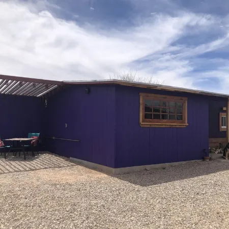 Ranchito Paraiso: Pet-friendly Rustic Elegance in the Desert