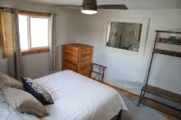 Columbia Mountain Cabin - Near Glacier NP, Big Private Backyard w Mountain Views