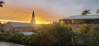 🌹Kona Rose's Hideaway at Kona Plaza at the heart of Kailua-Kona