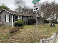 Newly Remodeled Home in Dalton’s Historic District -5mins from I-75 Các khách sạn gần Dalton State College