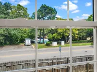 Relaxing Stay in the Heart of Cary