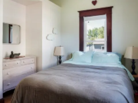 Cozy and charming. Your home away from home in the heart of Viroqua. Hotel di Viroqua