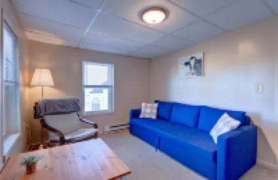 Candy Bar, Apt #8One Bedroom with Pull Out