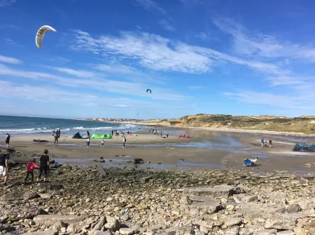 Holiday home "Au grand large" with sea view, within walking distance of the beach