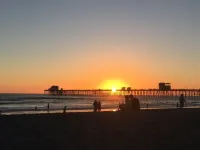 Cozy Beach Cottage w/ Private Patio – Walk to Beach, Pier, Dining & Shops