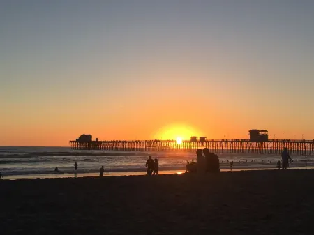 Cozy Beach Cottage w/ Private Patio – Walk to Beach, Pier, Dining & Shops