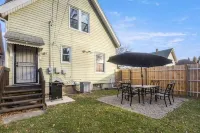 Charming Home Near Memorial Park 루디실 쇼핑센터 주변 호텔