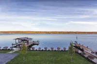 Just Us - Private Waterfront Home on Seneca Lake. Dog Friendly! - con encanto