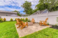 Newly renovated, 2 blocks from downtown Bradley Beach, short walk to the beach! Hotels near Total Marine At Seaview