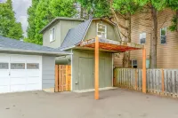 Modern Loft Guest House | Near Oregon City