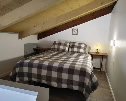 Cozy Apt close to the Catskill Park,Skiing, Hiking and more! Hotels in Middletown