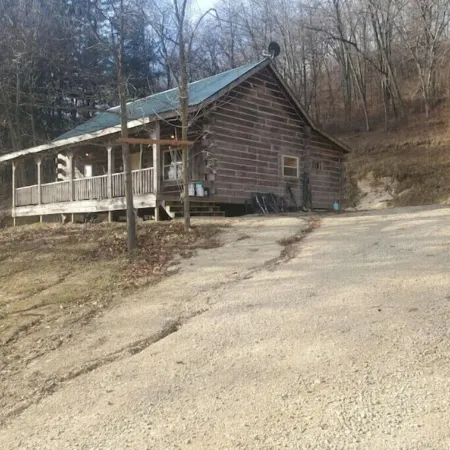 Larsen Hunters Rustic Cabin
