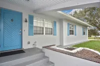 Cozy 3 Beds/Heated Pool/Fenced Yard/ Centered in Punta Gorda/close to everything