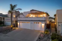 Steps Away From Pismo Beach with Poker/Foosball Table/EV Charger/BBQ grill