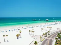 Up to 10 guests - Just min to Clearwater Beach & Indian Rocks Beach