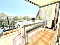 Newly renovated top floor apartment with beautiful views and a pool to enjoy. Hotels near Piles Creek Lookout