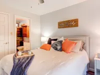 Sweet Lake Get Away in the Heart of Hot Springs