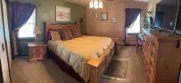 Welcome to Sunset Chateau! This split level 4/2 house close to the beach!
