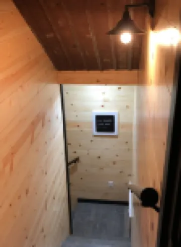 SereniTree Cabin - Modern Rustic Getaway tucked in the trees