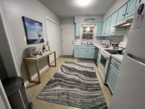 Sunnyside Villa-Free Beach Pass! 2 King Bedrooms, Garage, Near Marshwalk!