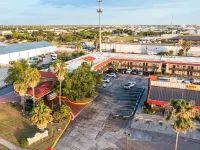La Quinta Inn by Wyndham Corpus Christi North Hotels near Texas State Aquarium
