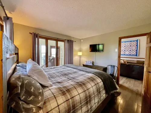 Breathtaking Mountain Views / Hot Tub /  Chef's Kitchen /Hiking, Biking, Winery Hoteles en Municipio de Laurel Creek